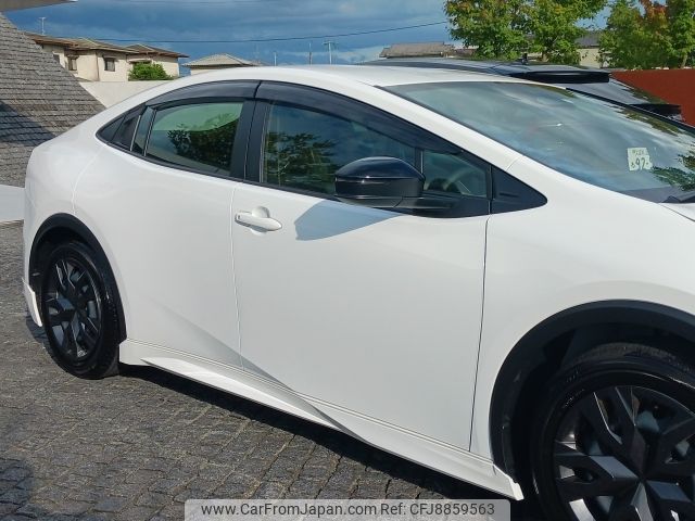 2023 Toyota Prius 6AA-ZVW60 2WD - Car Price $27,575