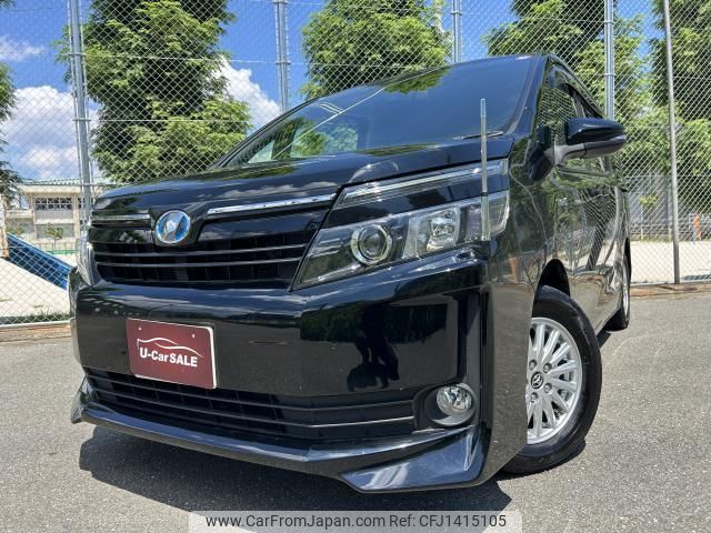 toyota voxy 2014 CFJ1415105 image 1