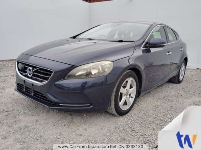 volvo v40 2014 -VOLVO--Volvo V40 DBA-MB4164T--YV1MV485BE2141200---VOLVO--Volvo V40 DBA-MB4164T--YV1MV485BE2141200- image 1