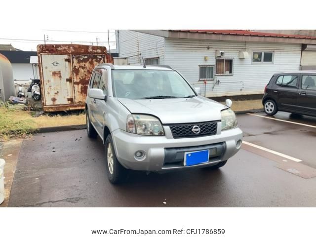 nissan x-trail 2004 CFJ1786859 image 1