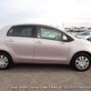 toyota vitz 2009 3282185-N2024120139A-24 image 4