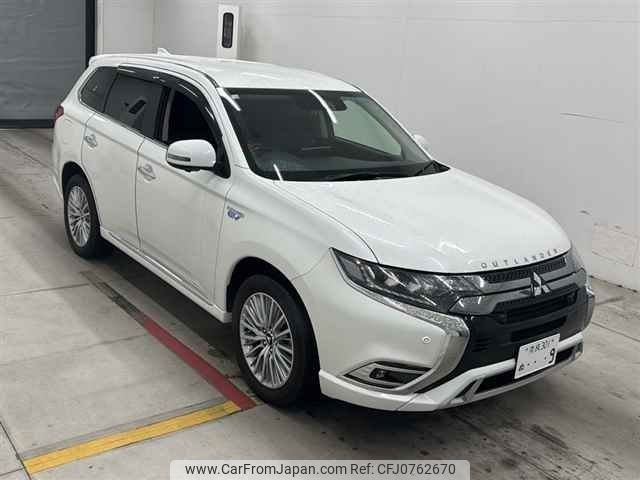 mitsubishi outlander-phev 2018 -MITSUBISHI 【奈良 301ヌ9】--Outlander PHEV GG3W-0602198---MITSUBISHI 【奈良 301ヌ9】--Outlander PHEV GG3W-0602198- image 1