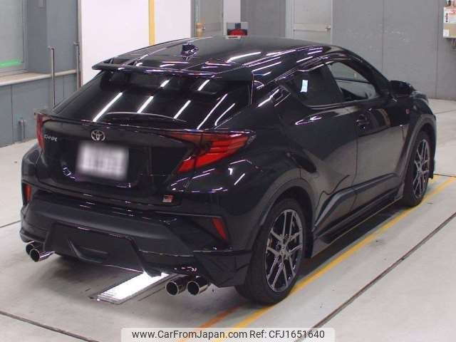 toyota c-hr 2023 CFJ1651640 image 2