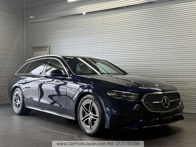 mercedes-benz e-class-station-wagon 2025 CFJ1753288 image 1