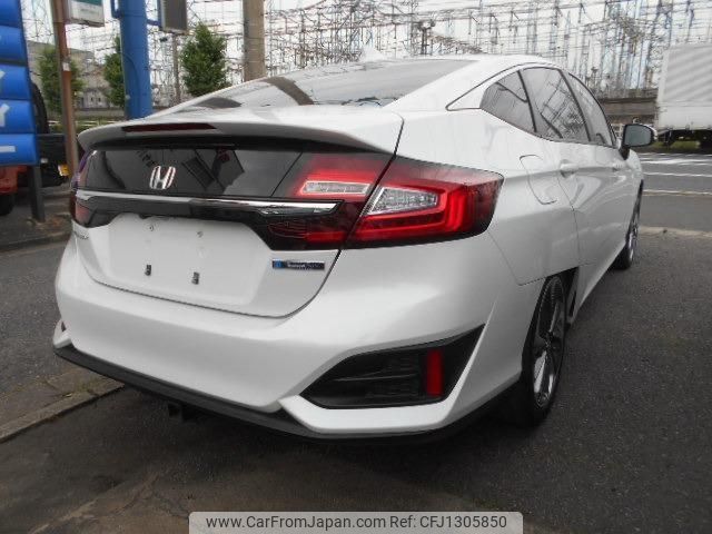 honda clarity-phev 2018 -HONDA--Clarity ZC5--ZC5-1000135---HONDA--Clarity ZC5--ZC5-1000135- image 2