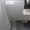 toyota voxy 2007 -TOYOTA--Voxy DBA-ZRR75W--ZRR75-0004135---TOYOTA--Voxy DBA-ZRR75W--ZRR75-0004135- image 13