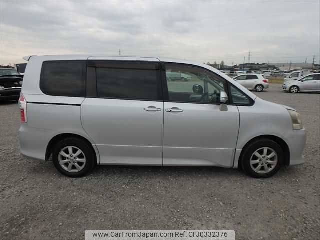 toyota noah 2008 NIKYO_DA46563 image 1