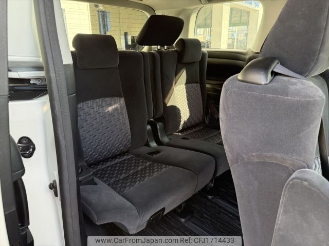 toyota vellfire 2015 CFJ1714433 image 2