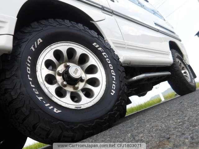 mitsubishi delica-starwagon 1996 CFJ1803071 image 2
