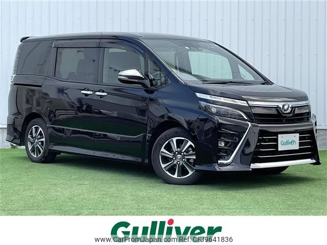 toyota voxy 2019 -TOYOTA--Voxy DBA-ZRR80W--ZRR80-0541837---TOYOTA--Voxy DBA-ZRR80W--ZRR80-0541837- image 1