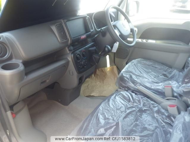 suzuki every 2025 CFJ1583812 image 2