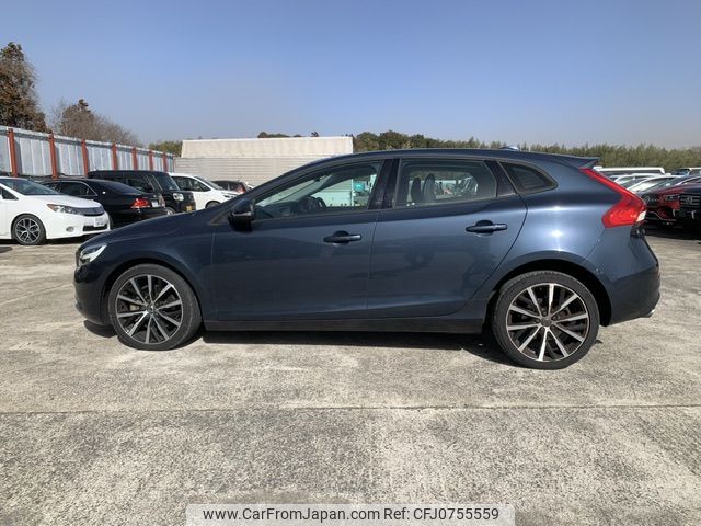 volvo v40 2018 NIKYO_TK84915 image 2