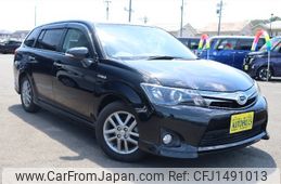 toyota corolla-fielder 2013 -TOYOTA--Corolla Fielder NKE165G--7012076---TOYOTA--Corolla Fielder NKE165G--7012076-