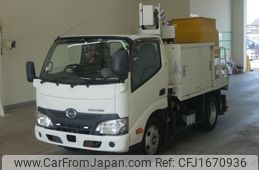 hino dutro 2017 CFJ1670936