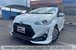toyota aqua 2016 CFJ0018701