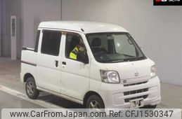 daihatsu hijet-van 2013 CFJ1530347