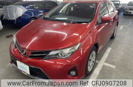 toyota auris 2014 AF-NZE181-6013035