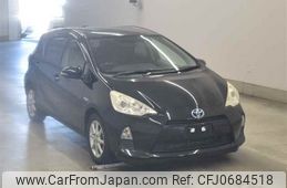 toyota aqua undefined -TOYOTA--AQUA NHP10-6027982---TOYOTA--AQUA NHP10-6027982-