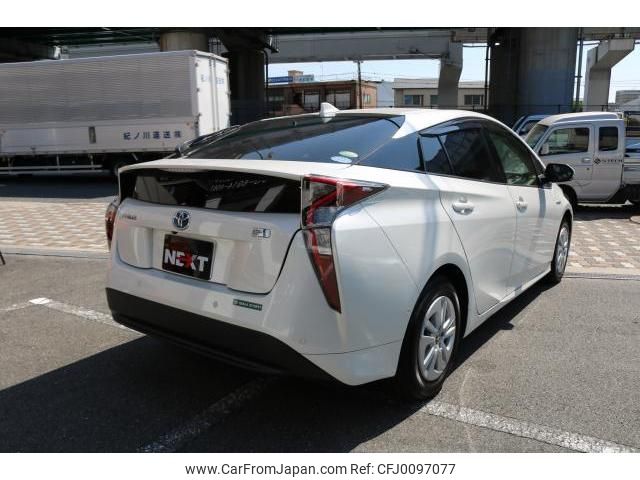 toyota prius 2018 quick_quick_DAA-ZVW50_ZVW50-6151303 image 2