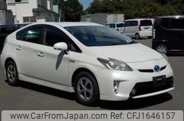 toyota prius 2012 CFJ1646157