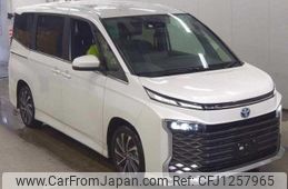 toyota voxy 2023 quick_quick_6AA-ZWR90W_0068684