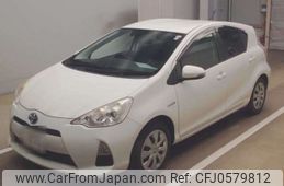 toyota aqua 2014 -TOYOTA 【土浦 530ﾂ4396】--AQUA DAA-NHP10--NHP10-6260684---TOYOTA 【土浦 530ﾂ4396】--AQUA DAA-NHP10--NHP10-6260684-