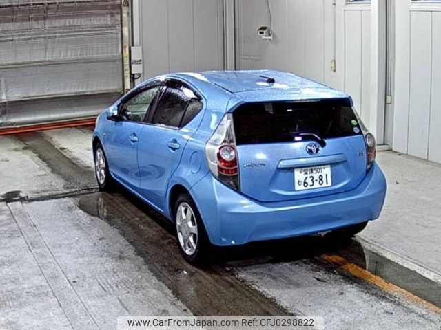 toyota aqua 2012 -TOYOTA 【愛媛 501む6381】--AQUA NHP10-2084824---TOYOTA 【愛媛 501む6381】--AQUA NHP10-2084824- image 2