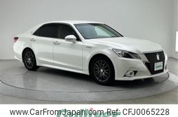 toyota crown 2015 -TOYOTA--Crown DAA-AWS210--AWS210-6085607---TOYOTA--Crown DAA-AWS210--AWS210-6085607-