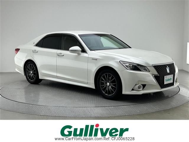 toyota crown 2015 -TOYOTA--Crown DAA-AWS210--AWS210-6085607---TOYOTA--Crown DAA-AWS210--AWS210-6085607- image 1