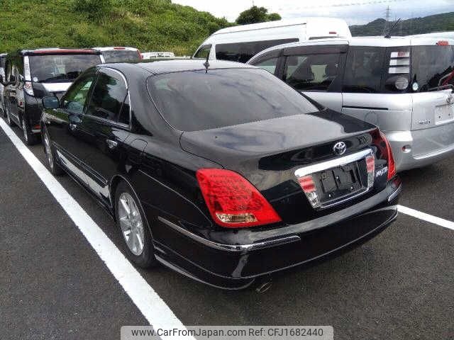 toyota crown-majesta 2006 CFJ1682440 image 2