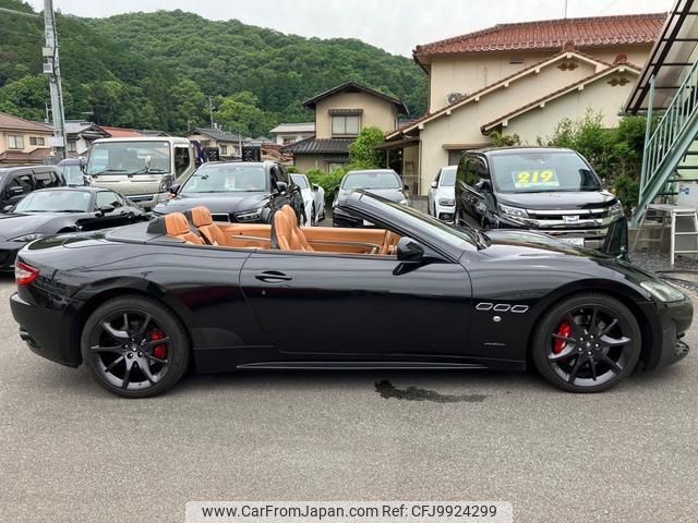 maserati grandcabrio 2014 quick_quick_MGCS1_ZAMVM45C000095910 image 2