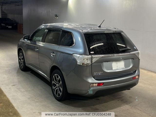 mitsubishi outlander-phev 2014 -MITSUBISHI 【佐世保 300つ3881】--Outlander PHEV GG2W-0104434---MITSUBISHI 【佐世保 300つ3881】--Outlander PHEV GG2W-0104434- image 2