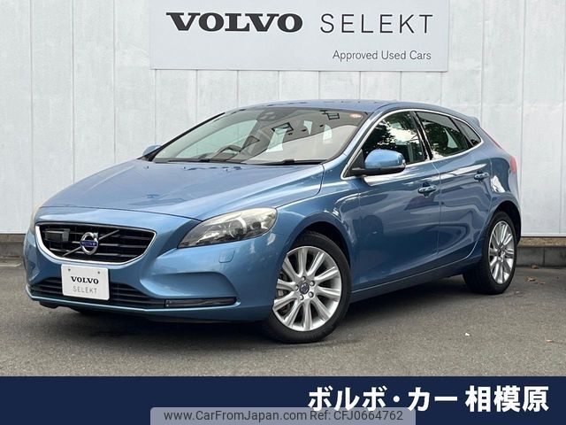 volvo v40 2016 CFJ0664762 image 1