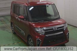 daihatsu tanto 2021 CFJ1832352