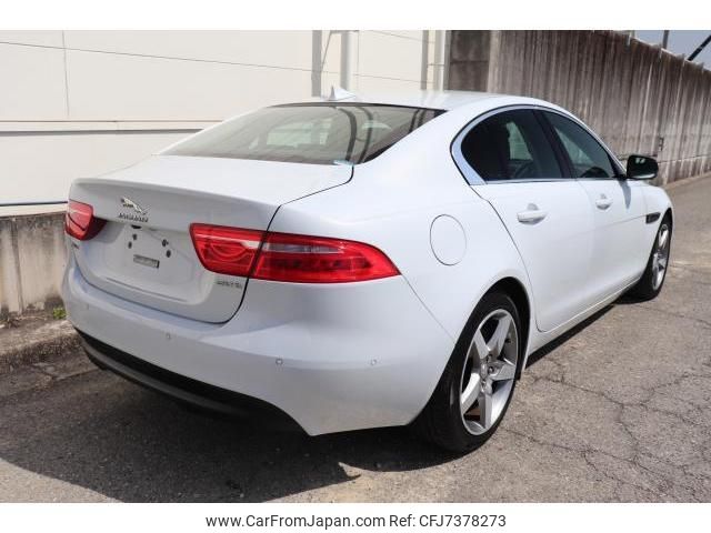 jaguar xe 2015 quick_quick_CBA-JA2GA_SAJAB4AG8GA905870 image 2