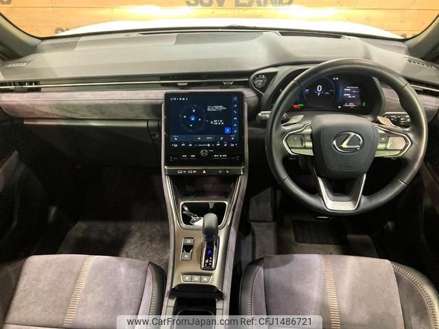 lexus lexus-others 2024 CFJ1486721 image 2