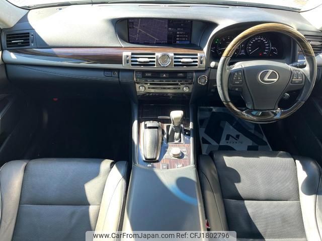 lexus ls 2012 CFJ1802796 image 2