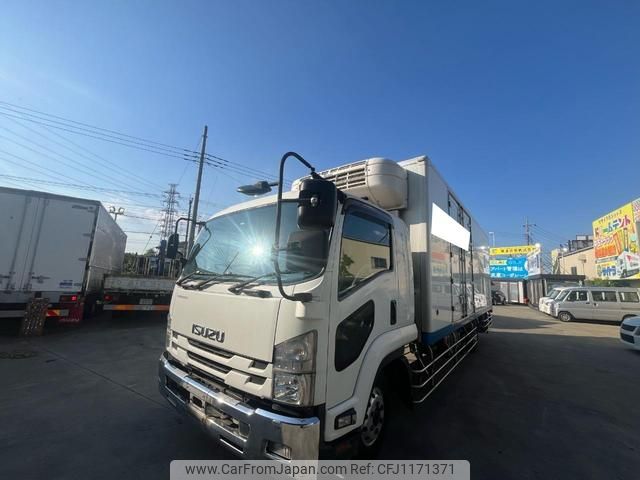isuzu forward 2016 GOO_NET_EXCHANGE_0541838A30250508W001 image 1