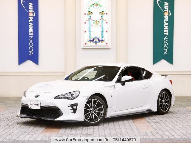 toyota 86 2018 quick_quick_DBA-ZN6_ZN6-084380 image 1