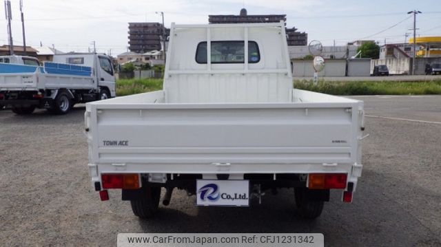 toyota townace-truck 2016 quick_quick_DBF-S402U_S402U-0018858 image 2