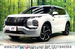 mitsubishi outlander-phev 2023 CFJ1846964