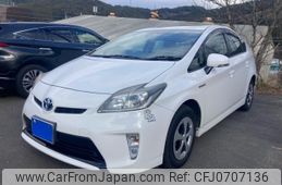 toyota prius 2013 -TOYOTA--Prius DAA-ZVW30--ZVW30-5674750---TOYOTA--Prius DAA-ZVW30--ZVW30-5674750-