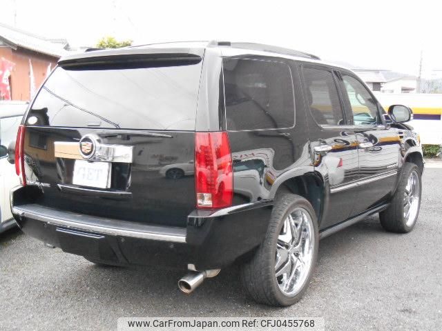 cadillac escalade 2011 GOO_NET_EXCHANGE_0201764A30241114W001 image 2