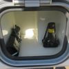toyota camroad 2018 GOO_NET_EXCHANGE_0561430A30250309W001 image 44