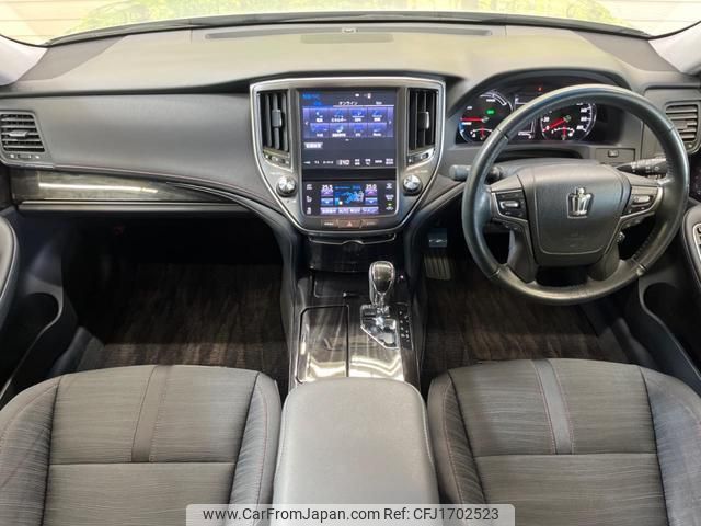 toyota crown-hybrid 2016 CFJ1702523 image 2
