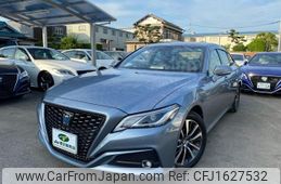 toyota crown 2018 CFJ1627532