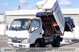 hino dutro 2015 24120509