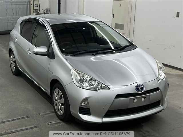 toyota aqua 2014 -TOYOTA--AQUA NHP10-6326404---TOYOTA--AQUA NHP10-6326404- image 1