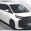 toyota noah 2023 quick_quick_6AA-ZWR95W_0027172 image 4