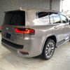 toyota land-cruiser 2024 CFJ1810426 image 10